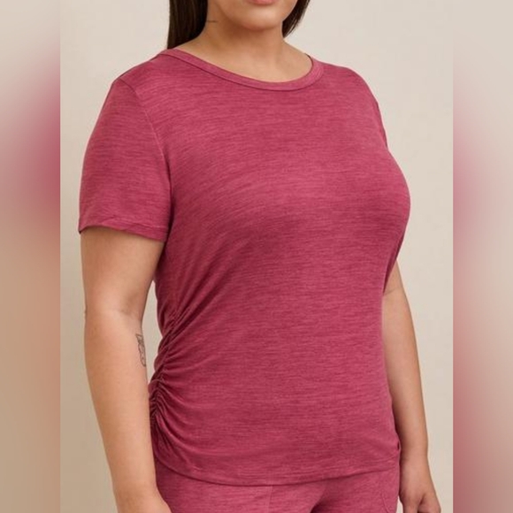 TORRID:BNWT, Soft Performance Jersey Short Sleeve Active Tee, Size:1, Dusty Rose - Picture 15 of 15